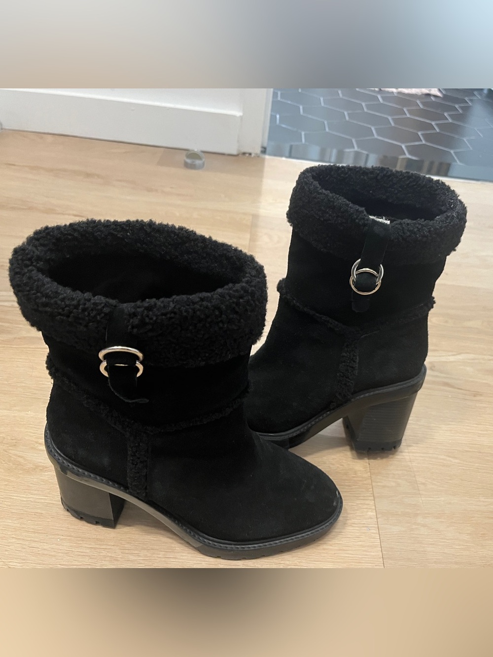 Kensie Women's Black Faux Suede and Shearling Cuff Mid-Heel Boots